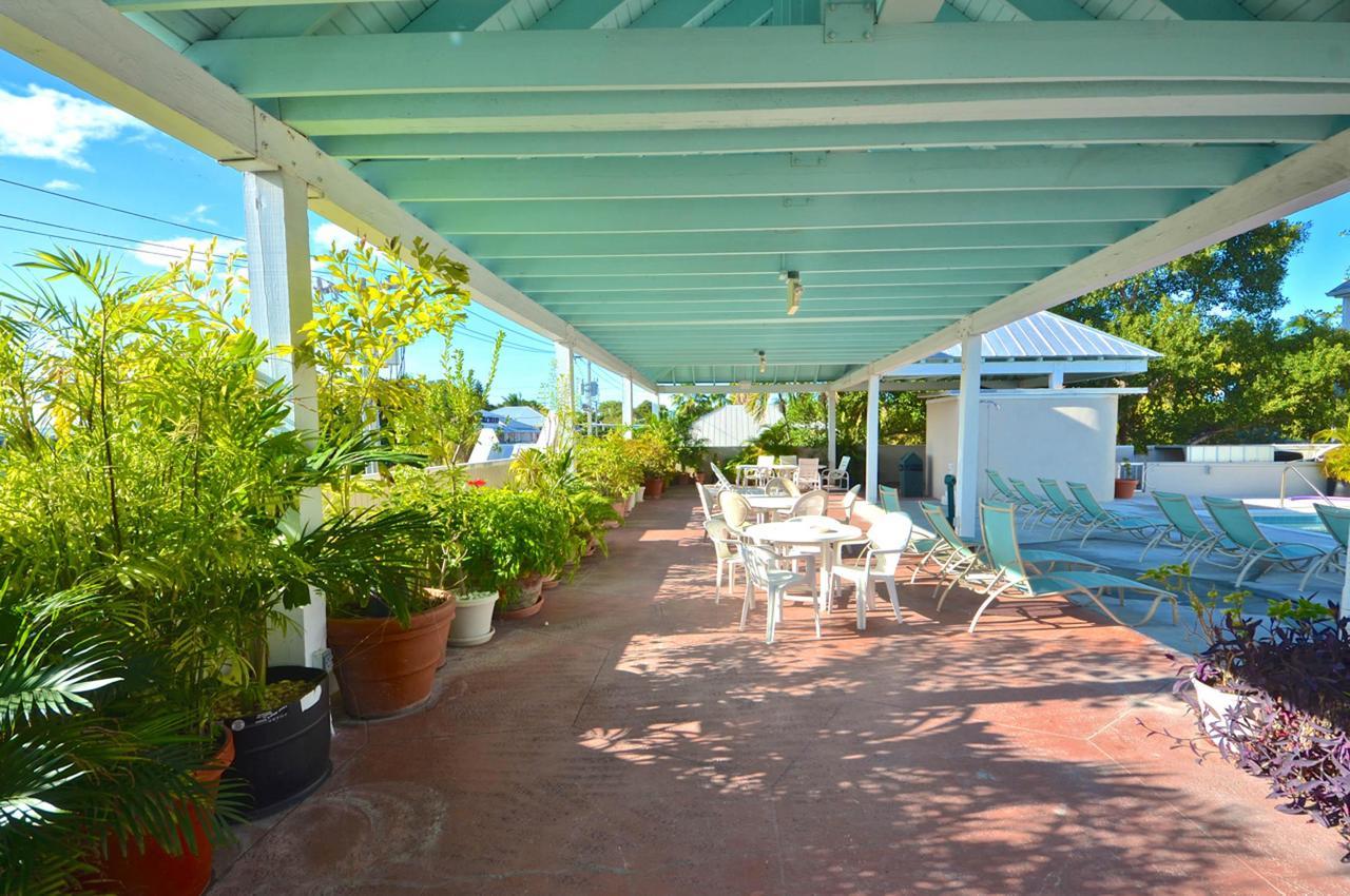 Casa Caribe @ Duval Square Hotel Key West Eksteriør billede